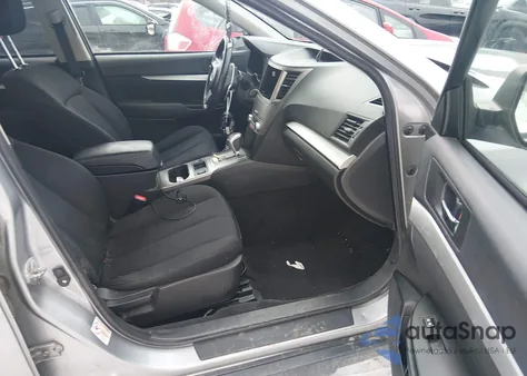 2011 Subaru Outback 2.5I Premium z USA, uszkodzony, nr VIN 4S4BRBCC2B3361176